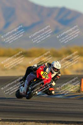 media/Jan-21-2023-CVMA (Sat) [[b9eef8ba1f]]/Race 12 Amateur Supersport Open/